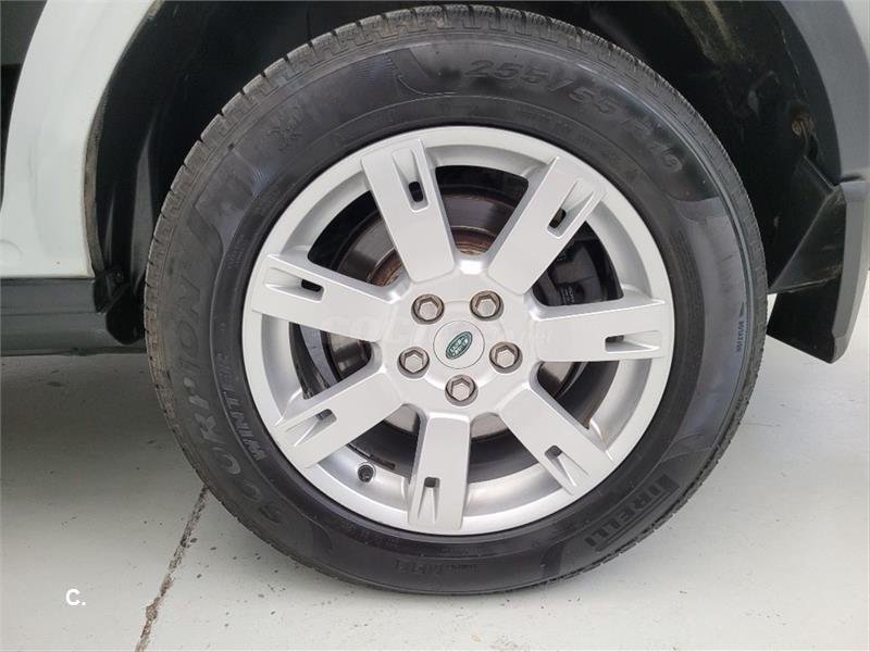 LAND-ROVER Discovery 4 3.0 TDV6 SE 211cv 5p.