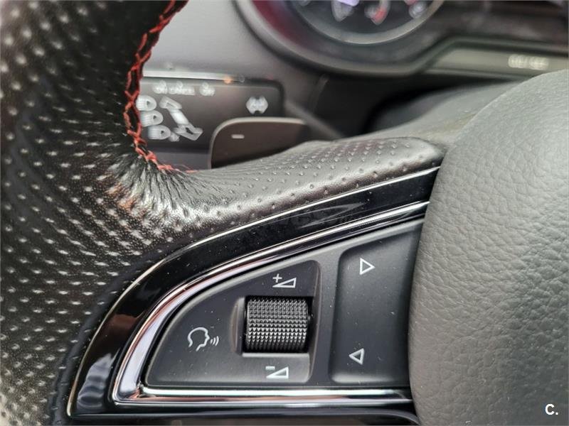 SKODA Octavia Combi 2.0 TDI CR 135KW DSG RS 5p.