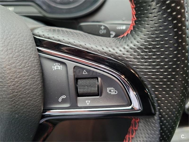 SKODA Octavia Combi 2.0 TDI CR 135KW DSG RS 5p.