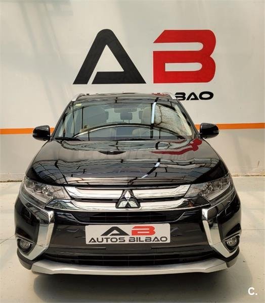 MITSUBISHI Outlander 220 DID Kaiteki Auto 4WD 5p.