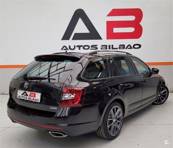 SKODA Octavia Combi 2.0 TDI CR 135KW DSG RS 5p.