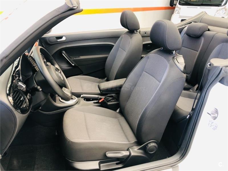 VOLKSWAGEN Beetle Cabrio Design 1.2 TSI 105CV BMT 2p.