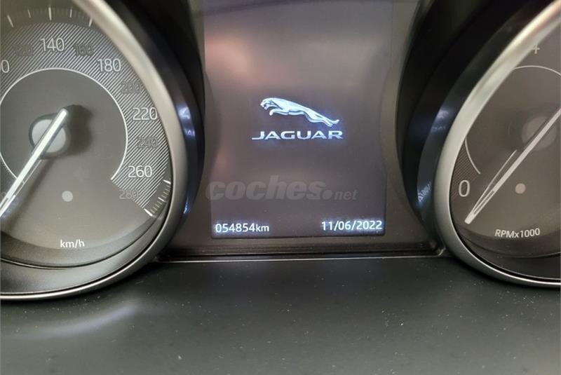 JAGUAR EPace 2.0P 184kW First Edition SE 4WD Auto 5p.