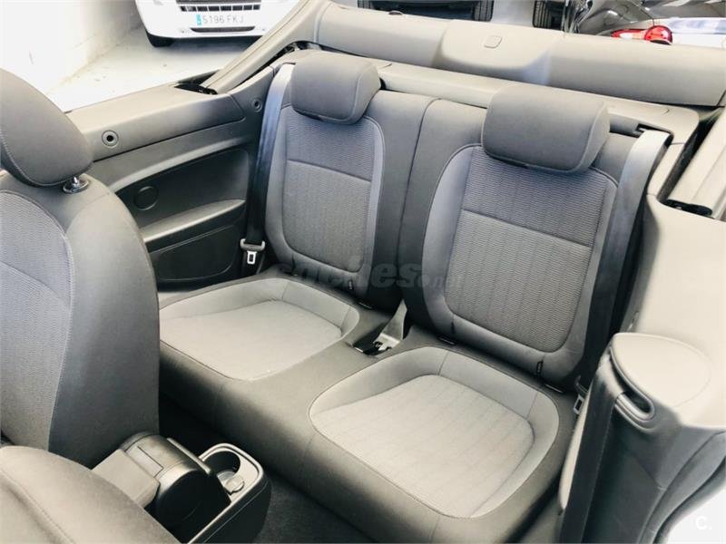 VOLKSWAGEN Beetle Cabrio Design 1.2 TSI 105CV BMT 2p.