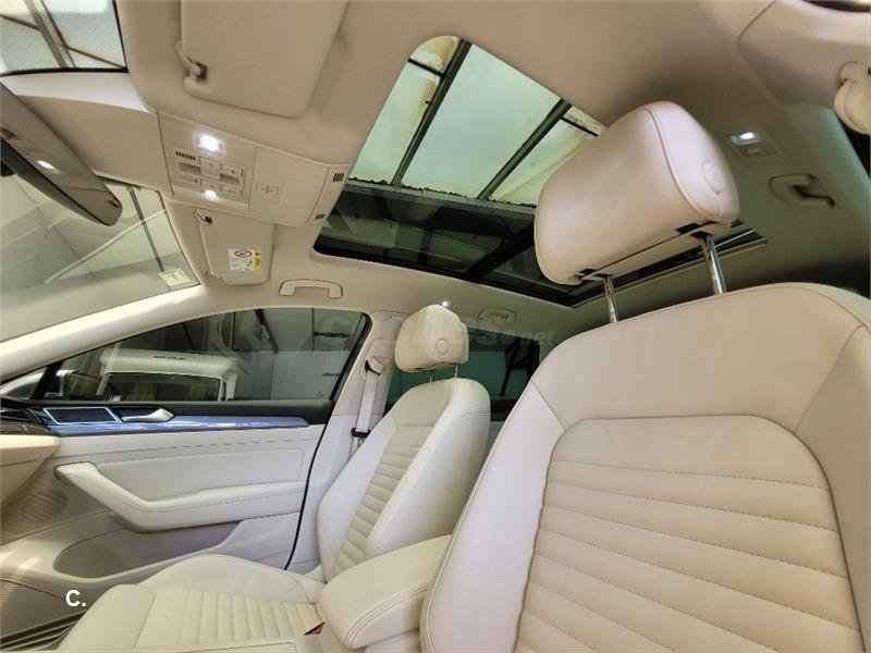 VOLKSWAGEN Passat Alltrack 2.0 TSI 220CV BMT 4Motion DSG 5p.