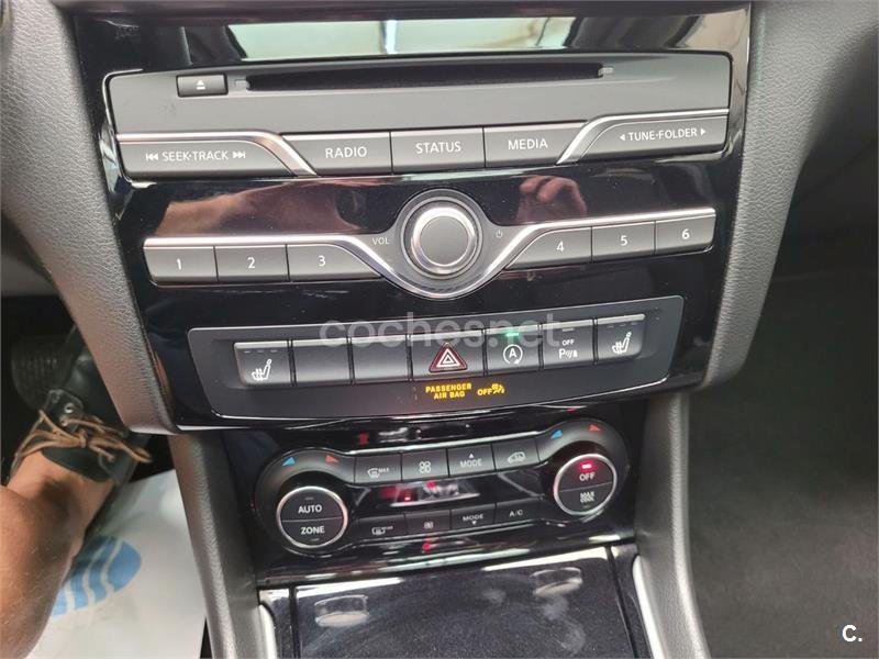 INFINITI QX30 2.2D PREMIUM TECH 7DCT AWD