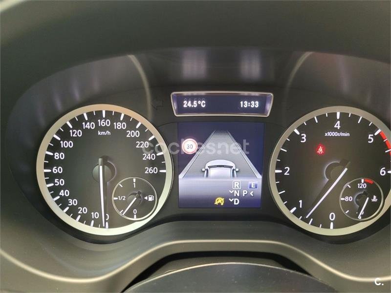 INFINITI QX30 2.2D PREMIUM TECH 7DCT AWD