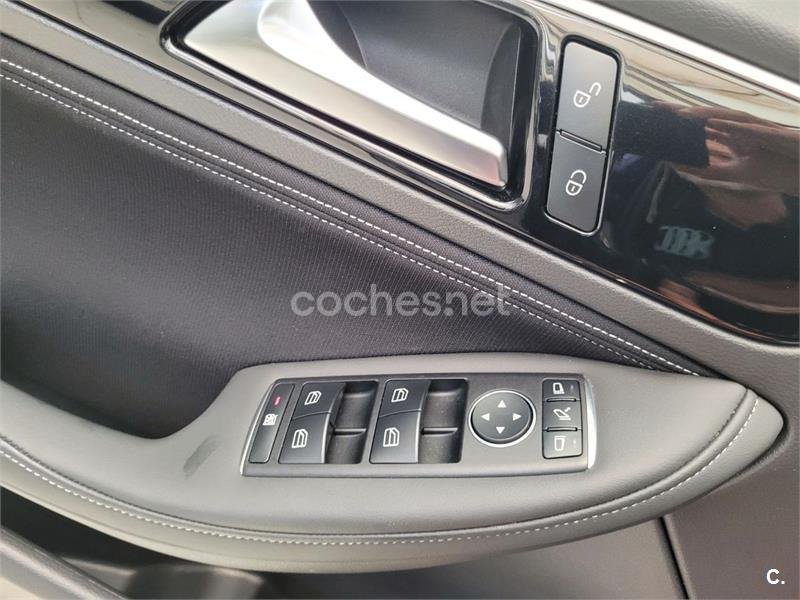 INFINITI QX30 2.2D PREMIUM TECH 7DCT AWD