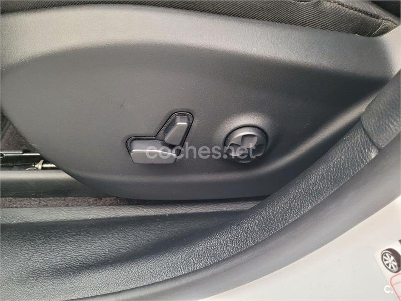 JEEP Cherokee 2.2 CRD 143kW Overland 9AT E6D 4WD