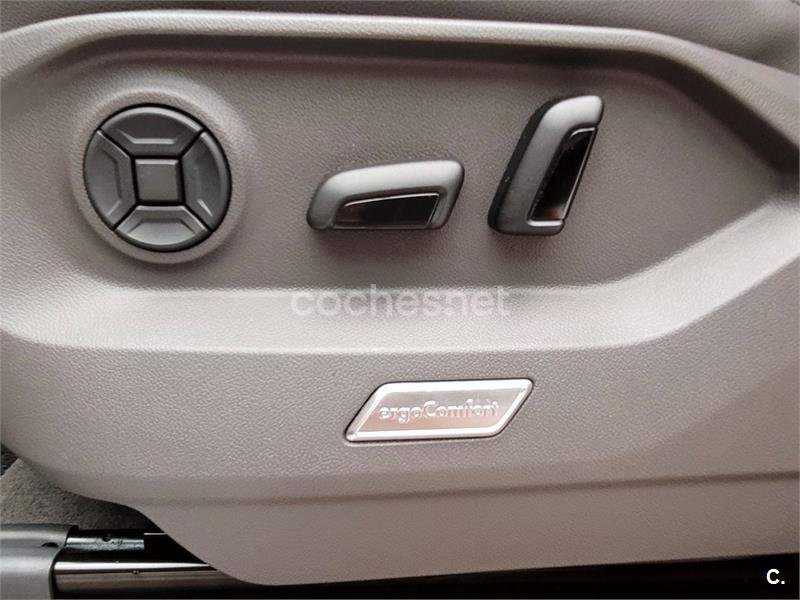 VOLKSWAGEN Touareg Premium 3.0 TDI 210kW 286CV Tip 4Mot