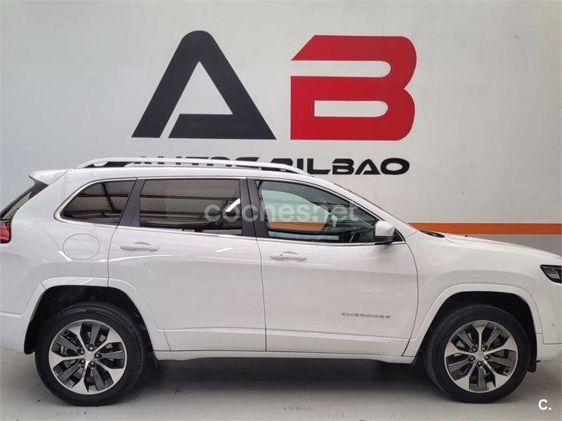 JEEP Cherokee 2.2 CRD 143kW Overland 9AT E6D 4WD