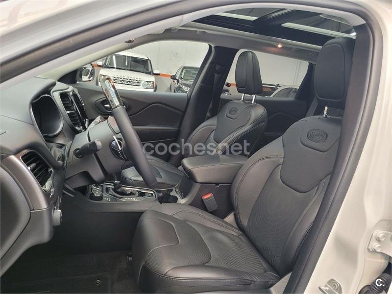 JEEP Cherokee 2.2 CRD 143kW Overland 9AT E6D 4WD