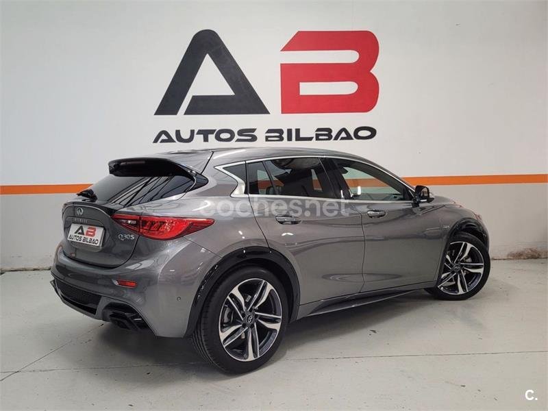 INFINITI Q30 2.2D SPORT 7DCT