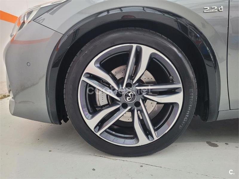 INFINITI Q30 2.2D SPORT 7DCT