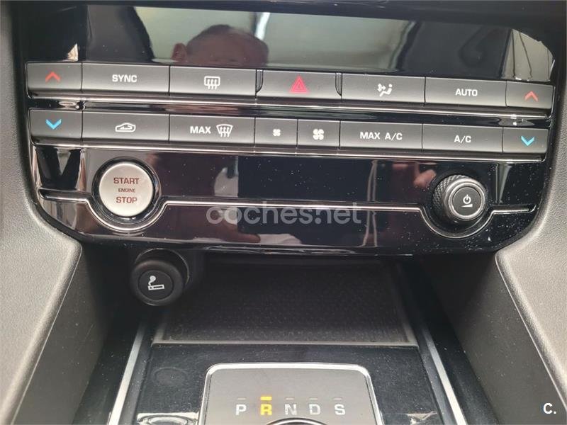 JAGUAR Fpace 2.0L i4D 132kW Prestige Auto