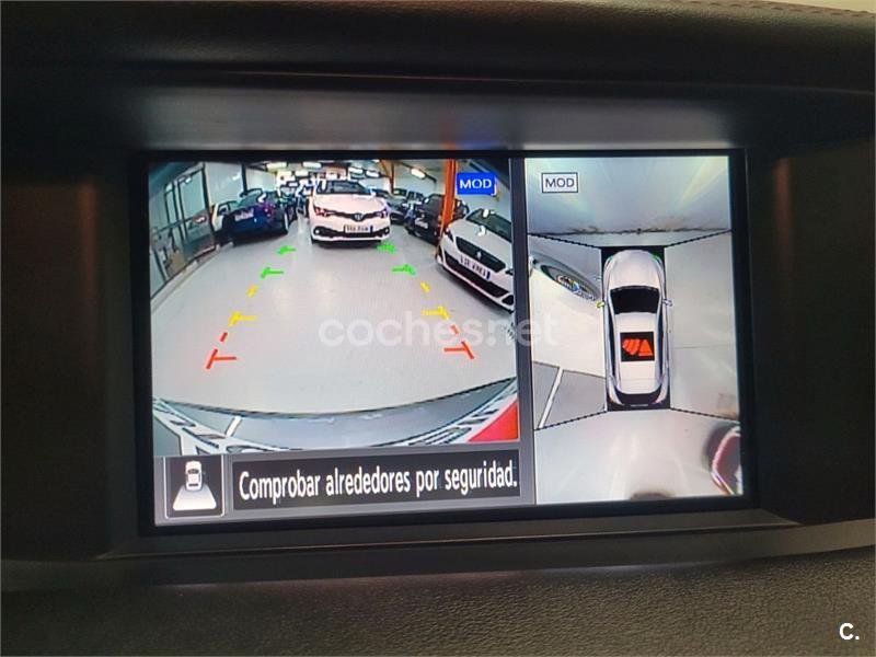 INFINITI Q30 2.2D SPORT 7DCT