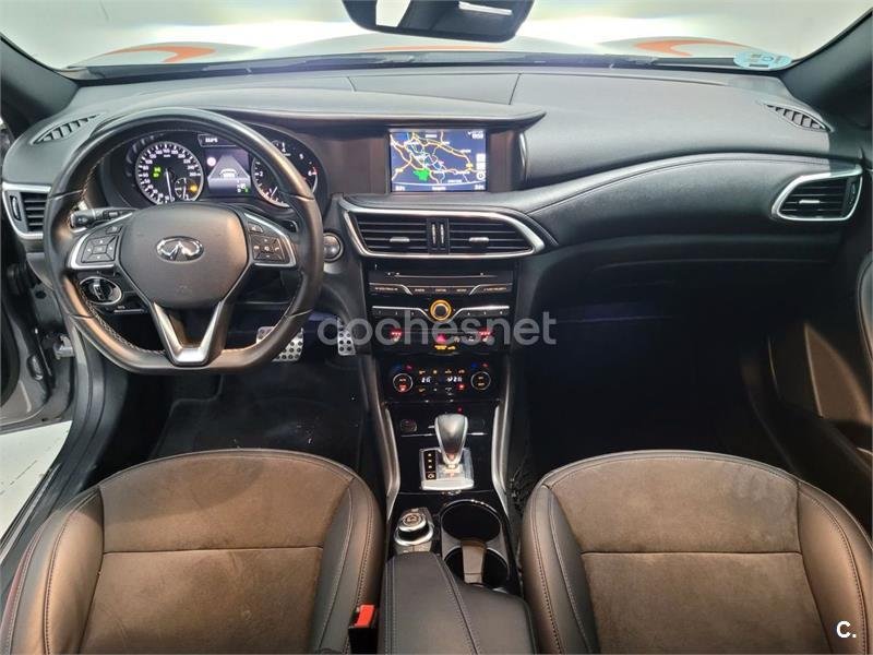 INFINITI Q30 2.2D SPORT 7DCT