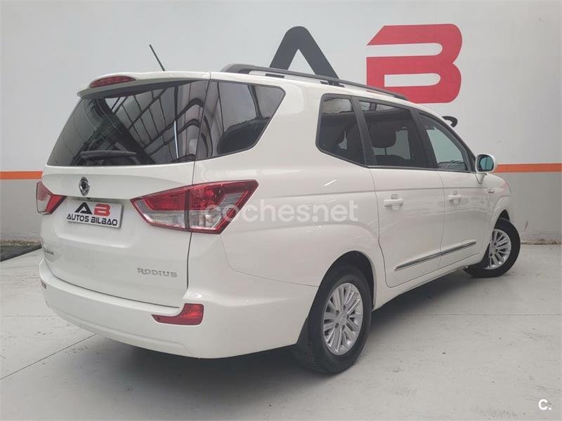 SSANGYONG Rodius D22T 178cv Limited Aut