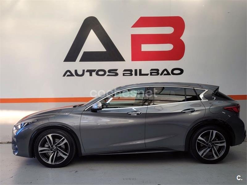 INFINITI Q30 2.2D SPORT 7DCT