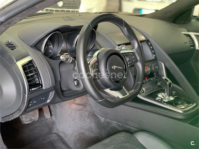 JAGUAR FType 2.0 I4 300PS Coupe RDynamic Auto