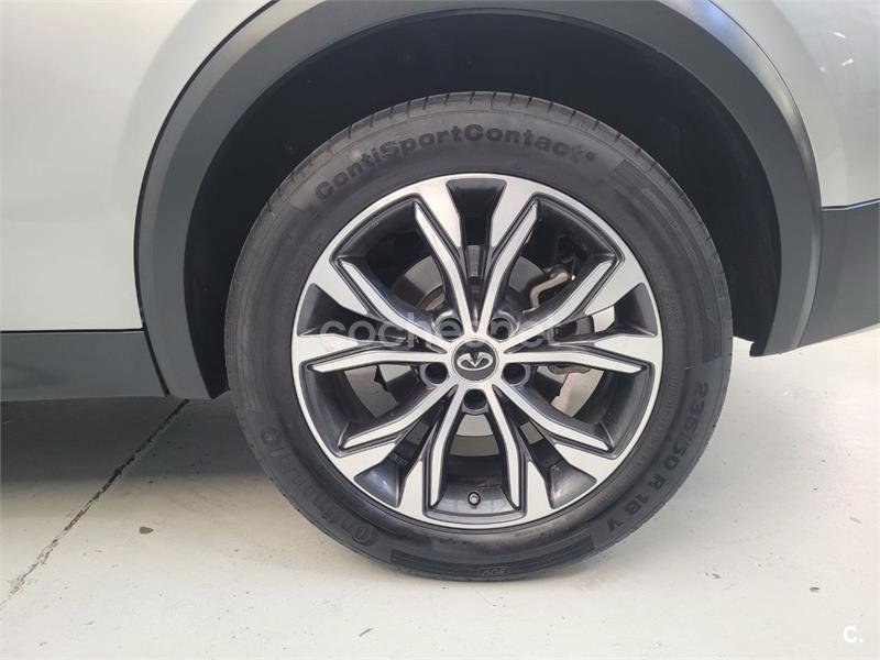 INFINITI QX30 2.2D PREMIUM 7DCT AWD