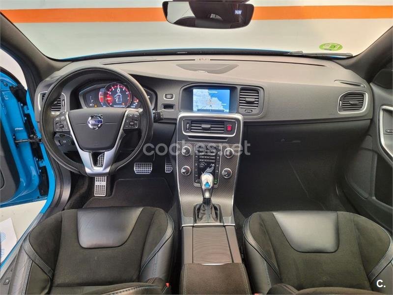 VOLVO V60 2.0 R Polestar AWD Auto