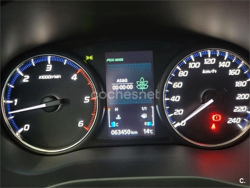 MITSUBISHI Outlander 220 DID Motion 2WD 7 Plazas