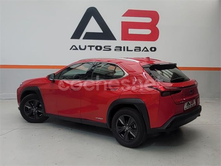 LEXUS UX 2.0 250h Business 5p.