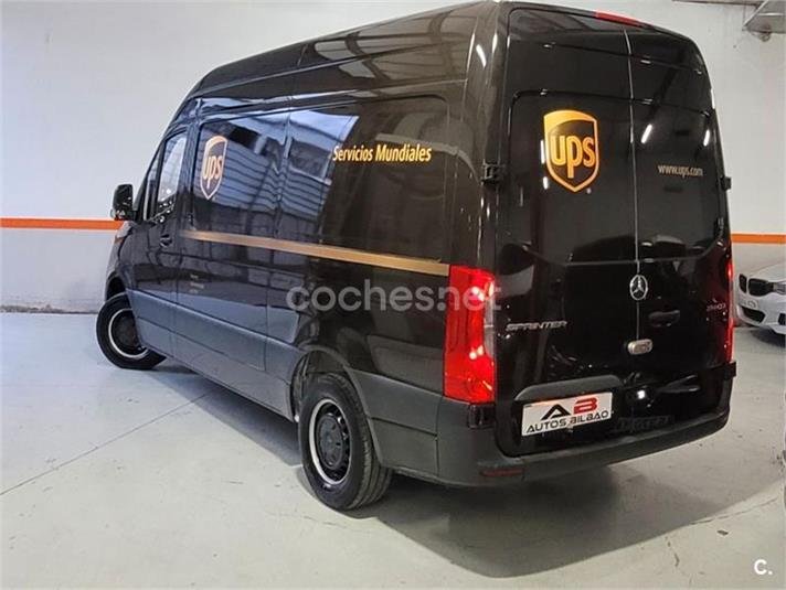 MERCEDES BENZ Sprinter 211 CDI MEDIO 3.0T T. ALTO 4p.