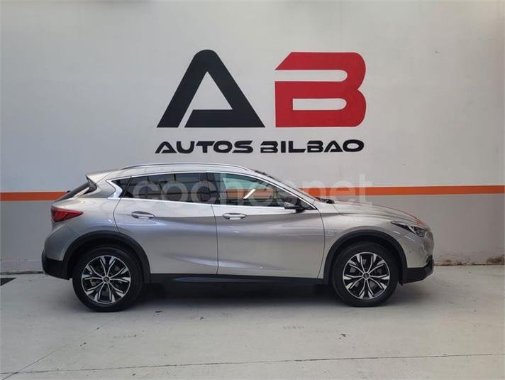 INFINITI QX30 2.2D PREMIUM 7DCT AWD 5p.