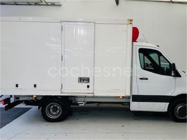 MERCEDES-BENZ Sprinter 514 CDI MEDIO 5.0T
