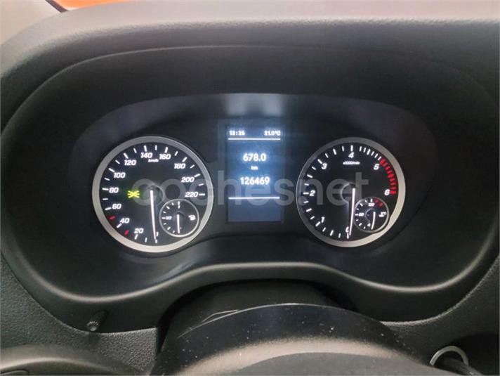 MERCEDES BENZ Vito 110CDI Mixto Pro Compacta