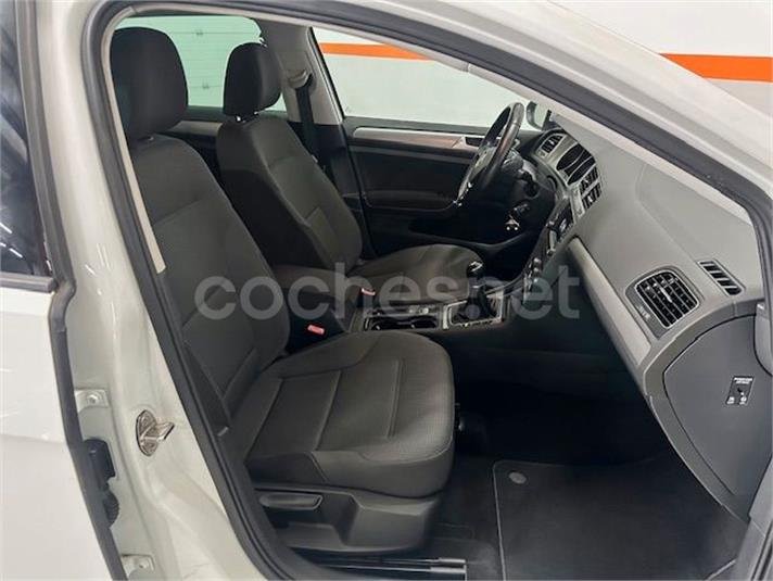 VOLKSWAGEN Golf Advance 1.6 TDI BM