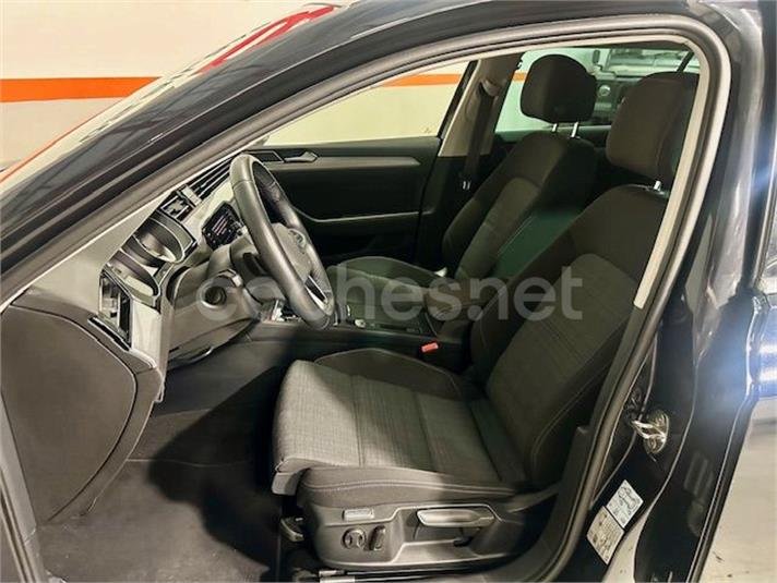 VOLKSWAGEN Passat Variant Executive 2.0 TDI DSG